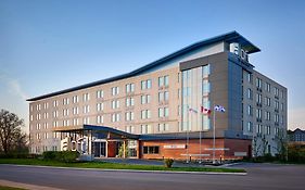 Aloft Montreal Airport